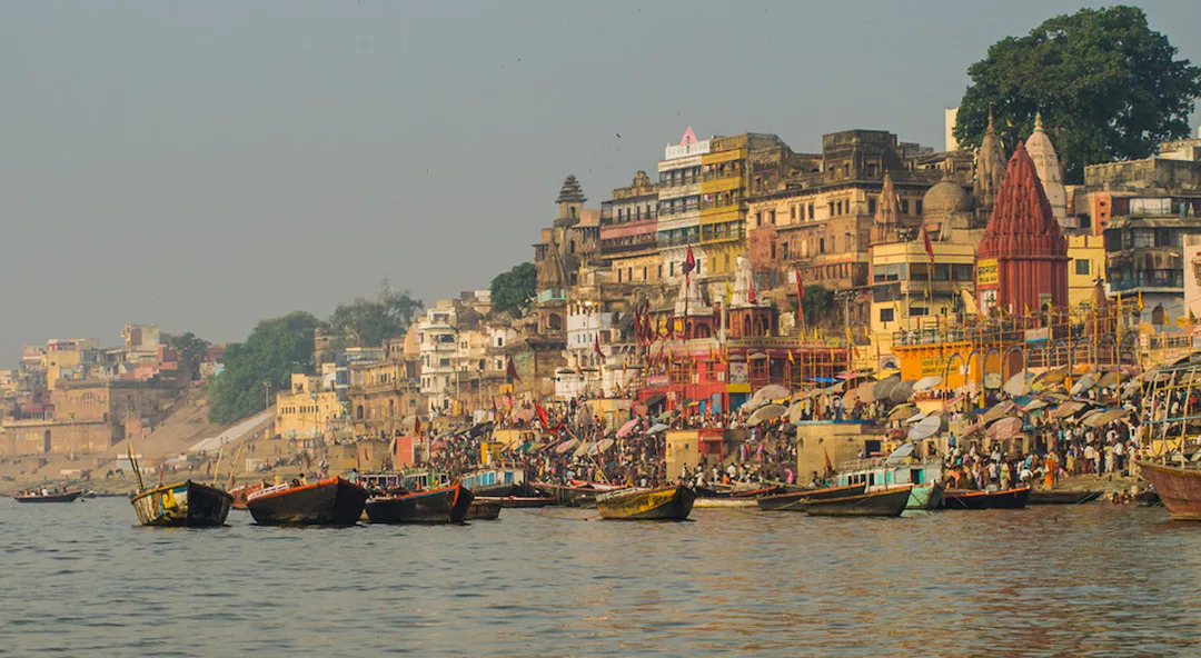 Kashi (Varanasi) Travel Guide – Sacred Sites, History, Tips & Darshan Routes